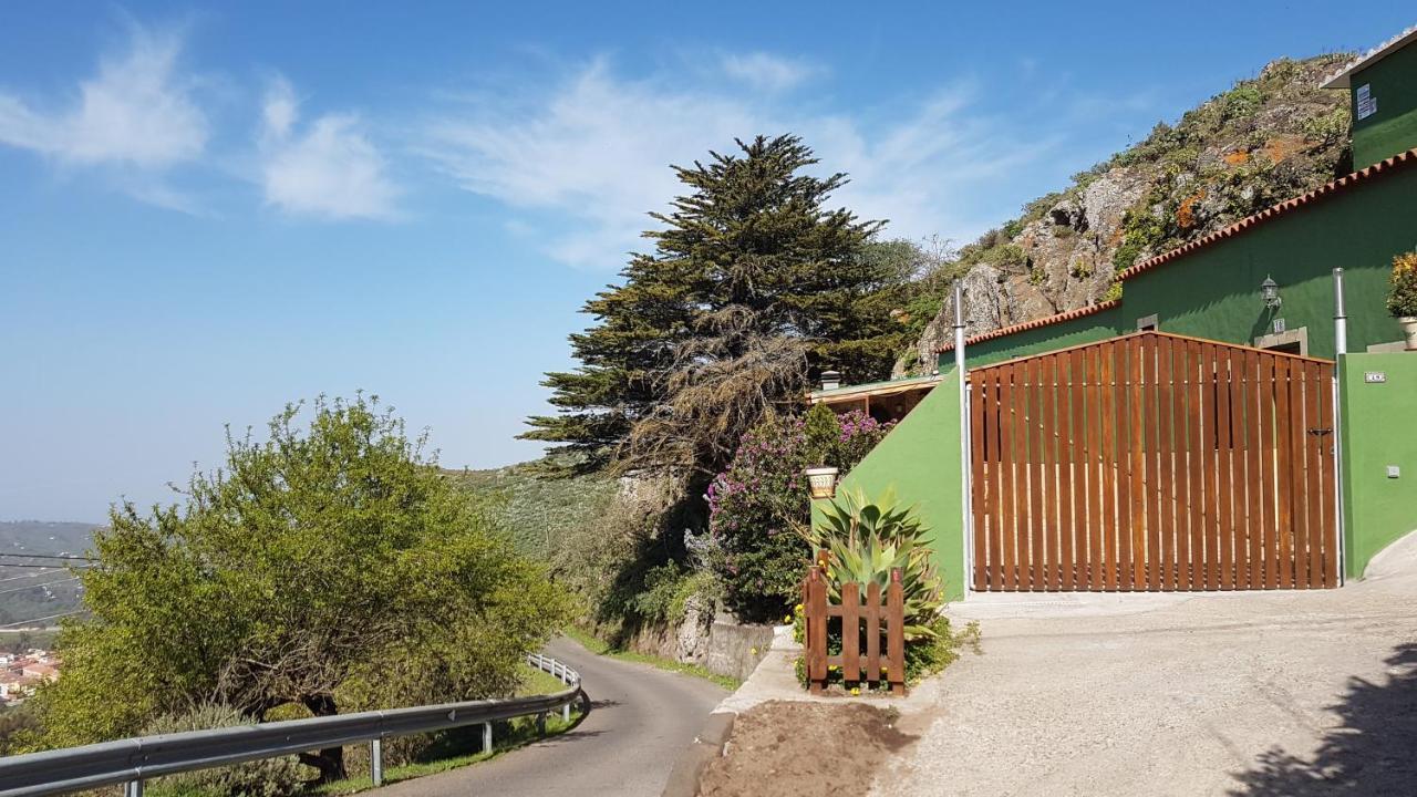 הוילה וגה דה סן מטאו Casa Cueva Paquito מראה חיצוני תמונה