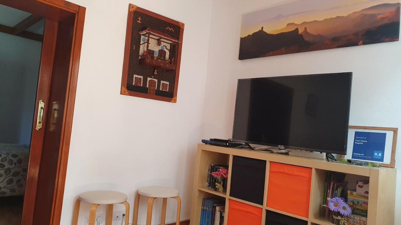 הוילה וגה דה סן מטאו Casa Cueva Paquito מראה חיצוני תמונה