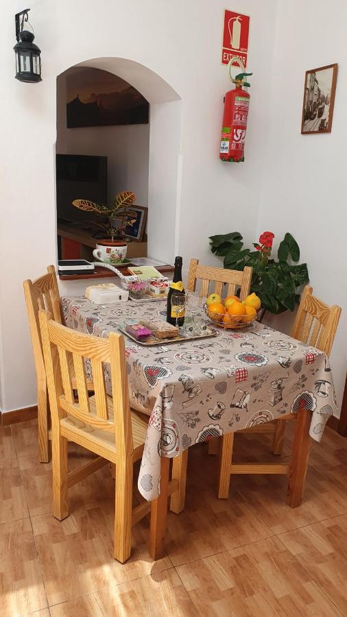 הוילה וגה דה סן מטאו Casa Cueva Paquito מראה חיצוני תמונה