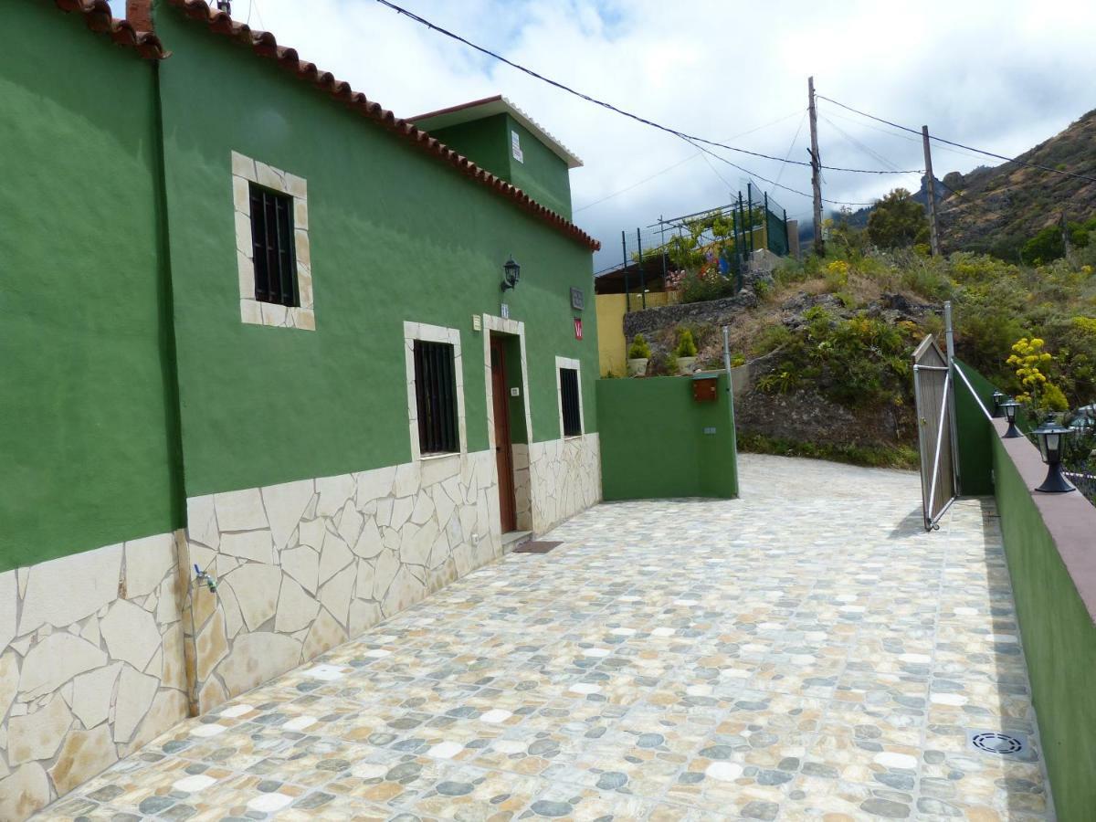 הוילה וגה דה סן מטאו Casa Cueva Paquito מראה חיצוני תמונה
