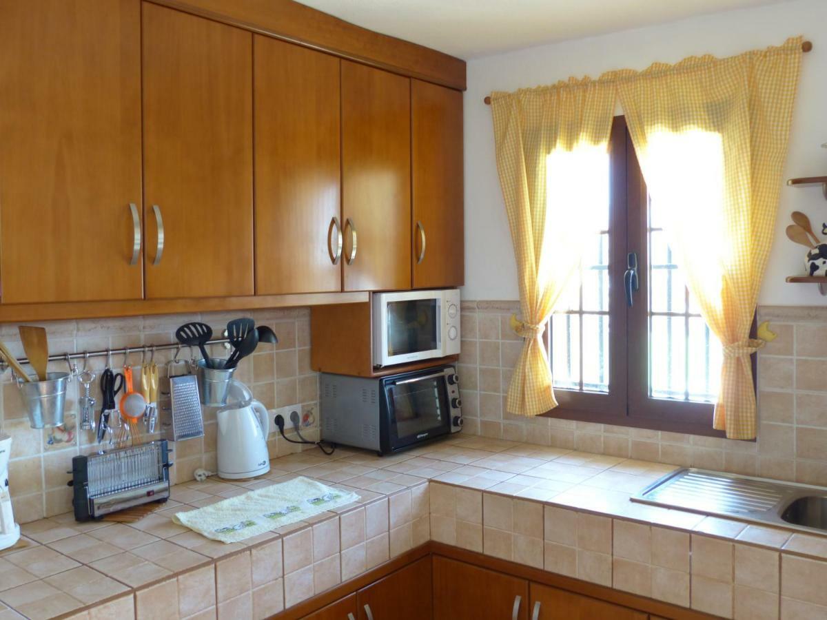 הוילה וגה דה סן מטאו Casa Cueva Paquito מראה חיצוני תמונה