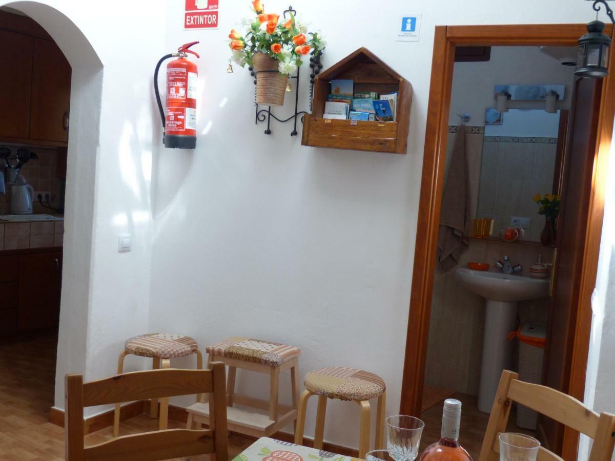 הוילה וגה דה סן מטאו Casa Cueva Paquito מראה חיצוני תמונה